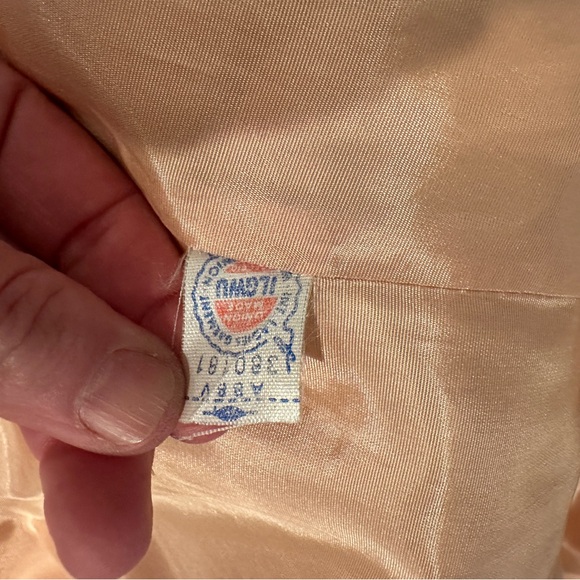 COPY - Vintage wool coat with fur trim - Picture 11 of 13